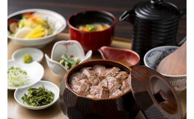 赤牛蓋飯御膳