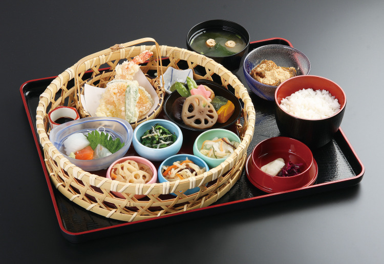 バラ売り不可【8点セット】アンティーク 骨董 京都 お膳 御膳 バラ売り不可【8点セット】アンティーク 骨董 京都 お膳 御膳 - メルカリ