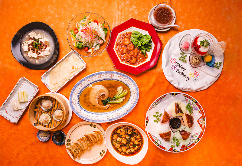 くつろぎ中華ダイニング家座冨