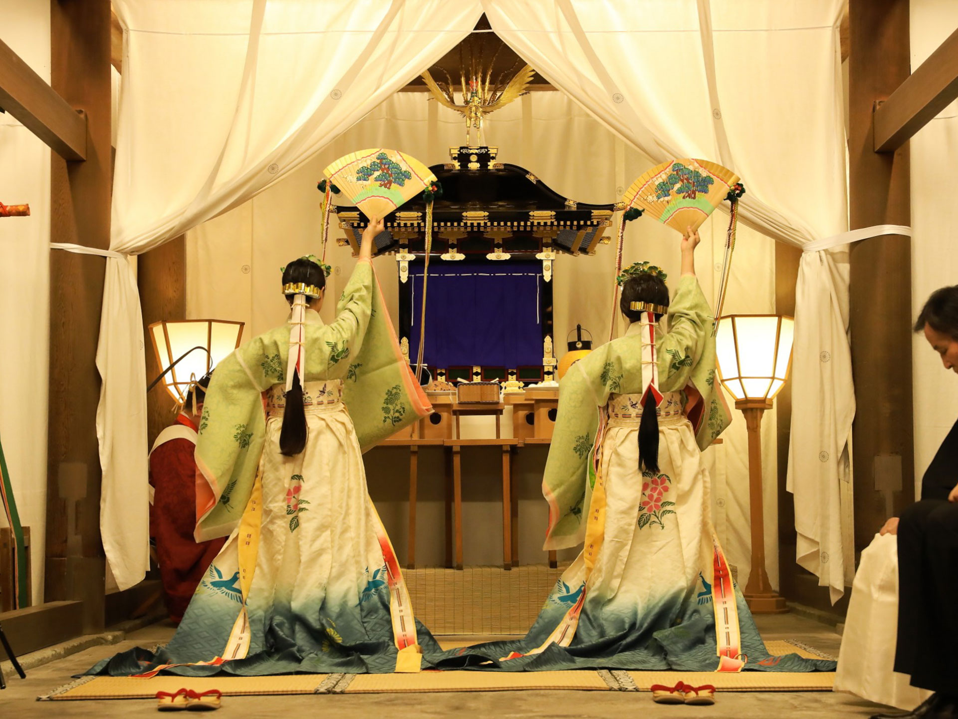 越中総鎮守一宮　射水神社