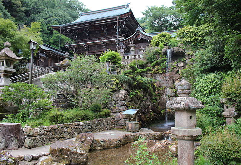 伊奈波神社