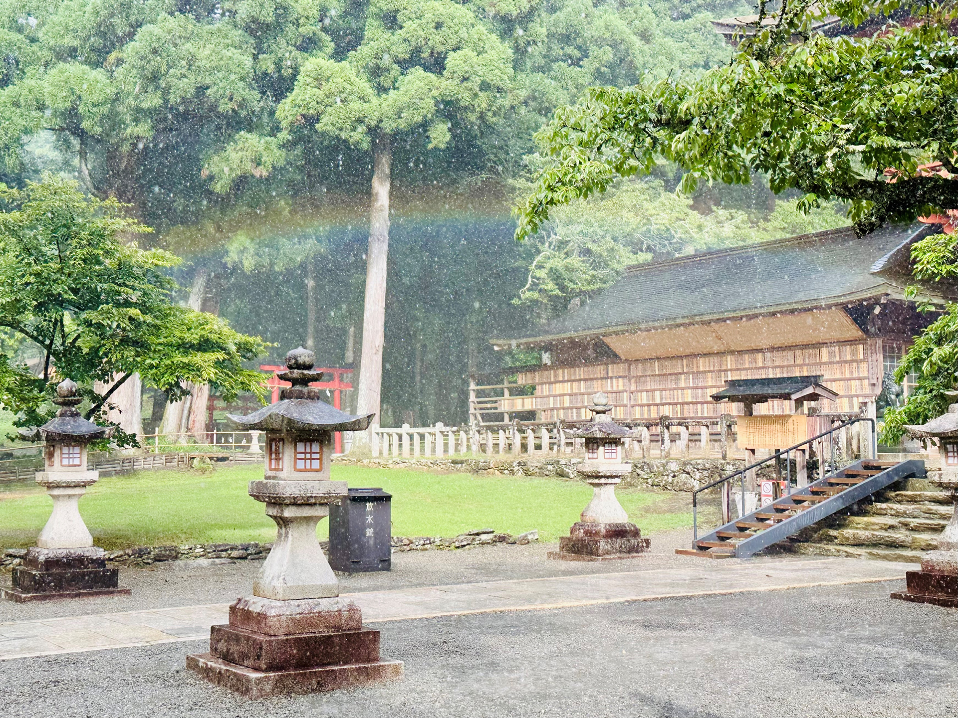 丹生都比売神社