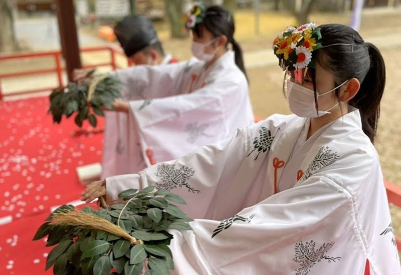 鶴峯八幡宮