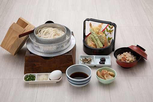 饂飩の四國・四國館＞創立於昭和41年的老字號正宗讚岐烏龍麵專賣店｜旅色